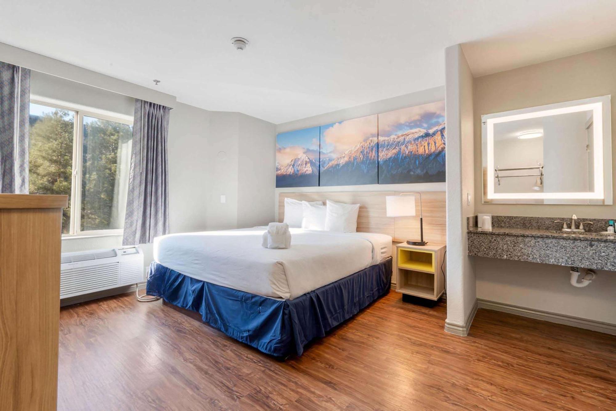 Days Inn By Wyndham Thornton Dış mekan fotoğraf