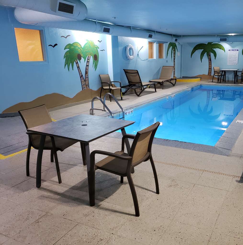 Days Inn By Wyndham Thornton Dış mekan fotoğraf